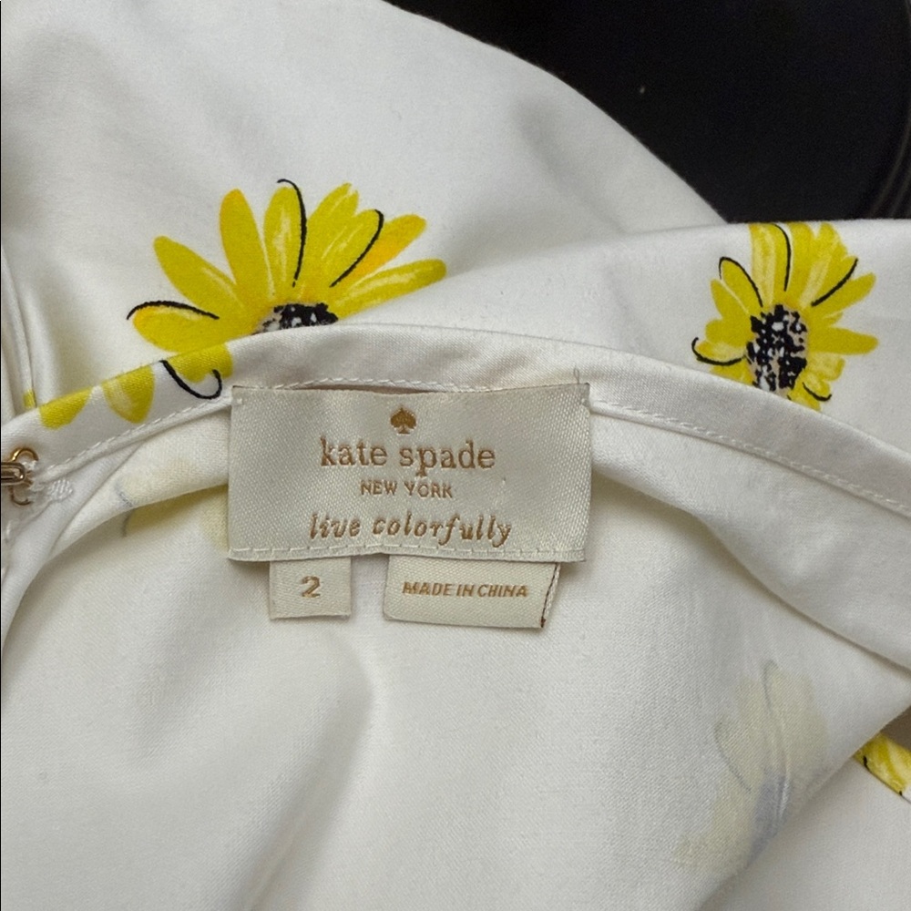 Kate Spade White Top with Sunflower Print - Picture 4 of 6